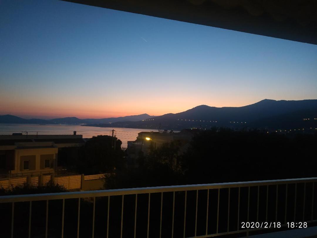 Our View Apartment Palaiontsiflikion Exterior photo